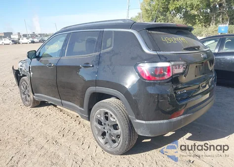 2018 Jeep Compass Limited 4X4 from USA, damaged, VIN 3C4NJDCB7JT501589
